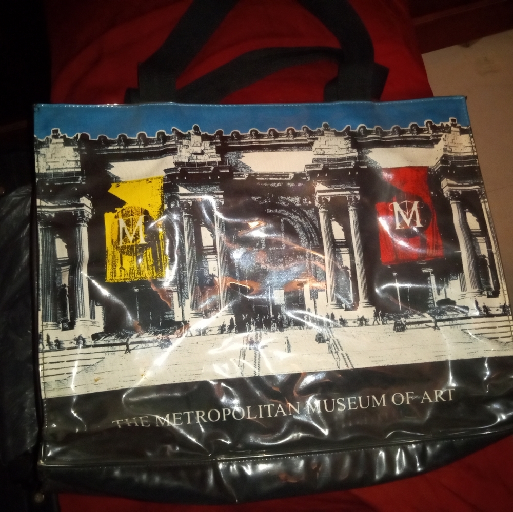 Metropolitan museum of art shoulder tote